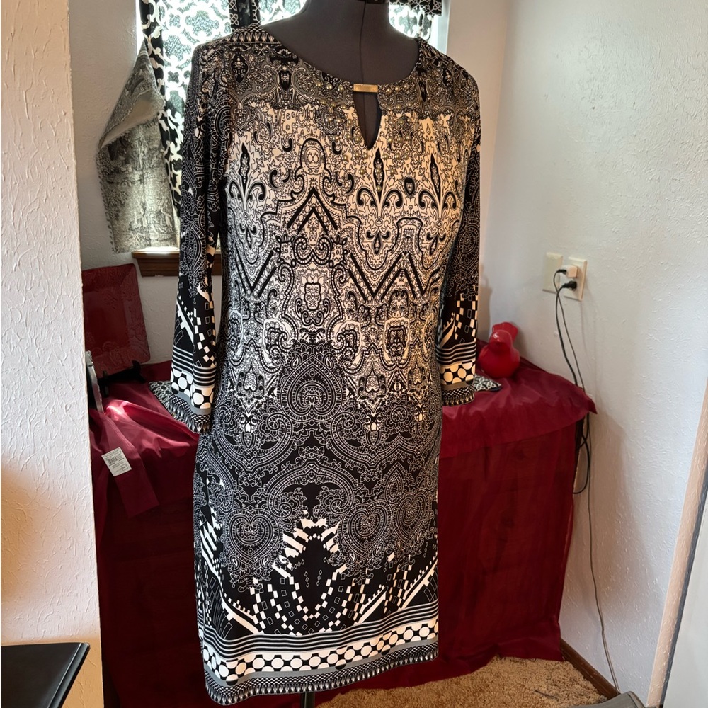Haani Black and White Long Sleeve Dress